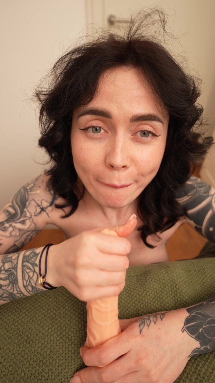 Nikky Dandelion: Solo Girl Dildo Sucking and Soaking Wet Pussy Play