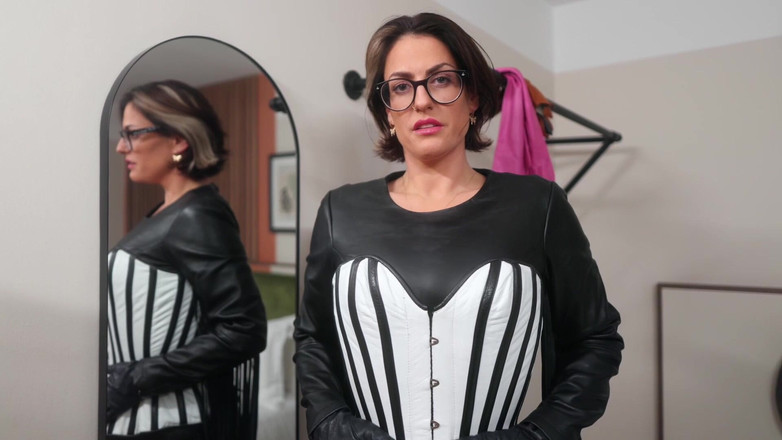 Countess diamond: 完全皮革痴迷