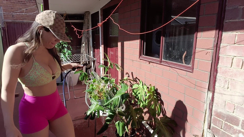 annikarain: 继母园艺 Sfw