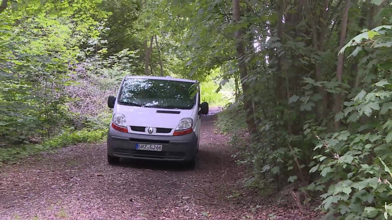 MMV BEST MOVIES AND CLIPS: Мені це потрібно зараз! - Блондинка з великими грудьми трахається старшим чоловіком на Святвечір