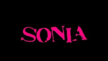 SONIAHUMM: Sonia toy