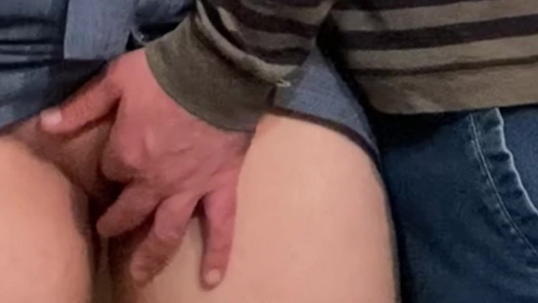 PriyaNaavya: Sở thích bẩn thỉu! Ông già móc cua âm hộ hoàn hảo ở...