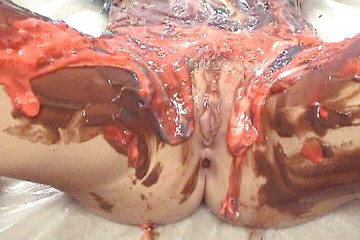 Radical: Домашнее грязное порно - разрисованное порно с телом