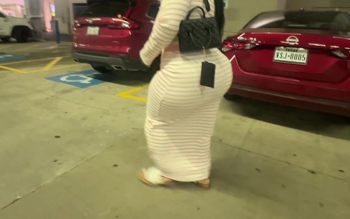 Exclusive Dirty Diana: Parking Lot Booty