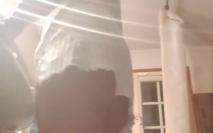 Lady Chloe: लंड हिलाने के निर्देश फ़्रैंकैस - मेरे बाथरूम की गोपनीयता में - फ्रेंच शौकिया वीडियो