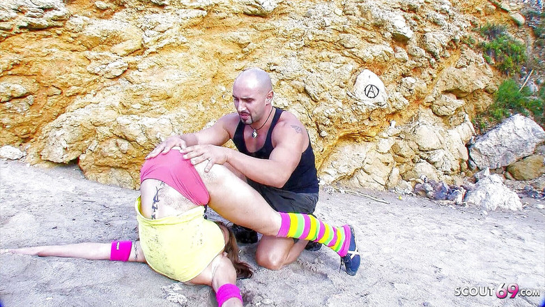 Full porn collection: Сексуальну блондинку Єва відтрахав вітчим на пляжі