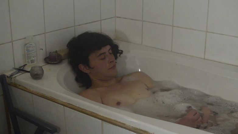 Sara B: Non-binary taking bath, smoking and jerking