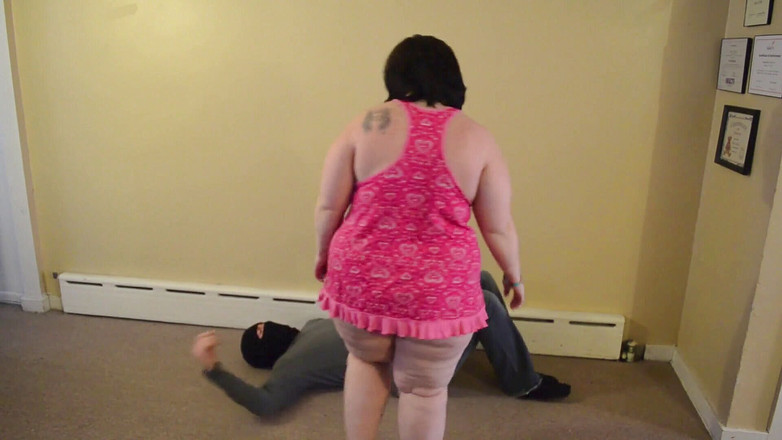 Full Weight Productions: Mystique depcze na różowo