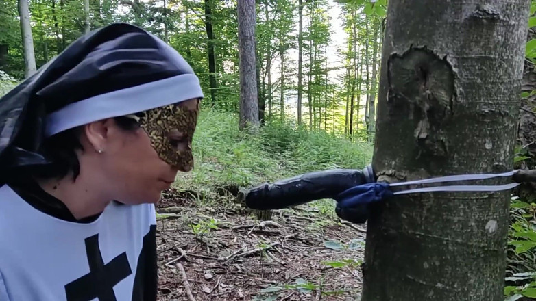 Toilet Mommy: 일단 그 성격, 권리, 존엄성, 수치심과 정체성을 제거하면 남아있는 모든 것은 바보 세트입니다