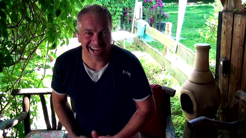 German Porn: MILF Quiere Ir De Compras Y Se Deja Persuadir a...