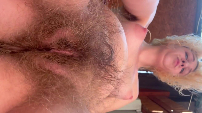 Cuteblonde666: Âm hộ bẩn thỉu đầy lông trên khuôn mặt của bạn