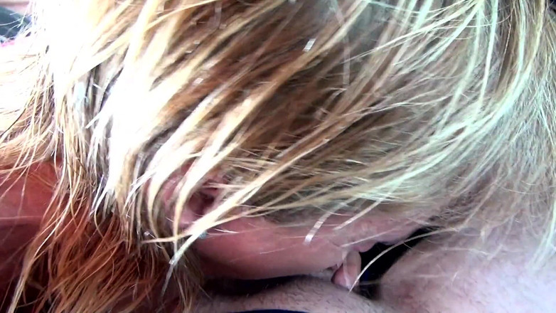 German Porn: MILF Quiere Ir De Compras Y Se Deja Persuadir a...