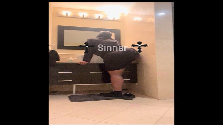 Anye Meshell: Biarawati nakal perlu diampunkan atas maksiatnya!