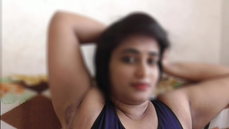 Your Arya: 德西在健身后与陌生人激情发生性关系