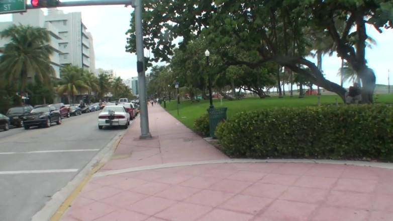 Miami Reality: 괴물 자지를 빨고 따먹는 거유 빨간 머리 십대