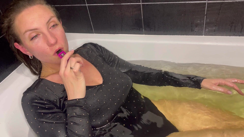 Hottie goddess: Nekonečné kýchání Fit v mraku kouřové zákalu