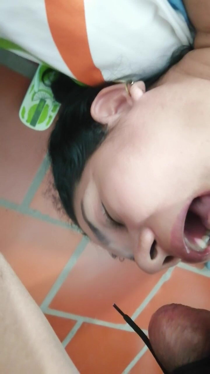 Valkyrie and Luigy Couple: Blowjob von der schlampe