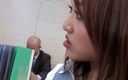 Asiatiques: Japońska sekretarka podoba się ustnie swoim dwóm przyjaciołom