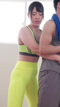 Fitness Influencer Gets Creampied During a Training Session