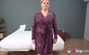 FAKings: Sara Duval, grosse femme mature de 40 ans, est divorcée et...