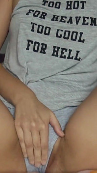 Sexy Girl Fingering Hard Orgasm Alone at Home