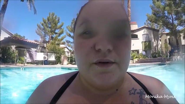 BBW Pleasures: Smoking in the pool