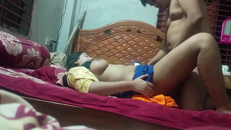 Taniyaxx: 孟加拉视频录像