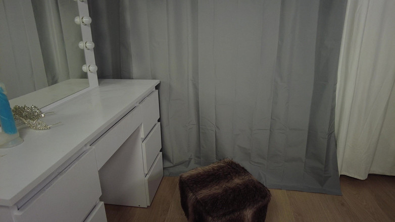 Ferrero: Melena Maria Rya Suka Bercinta Dengan Dildo