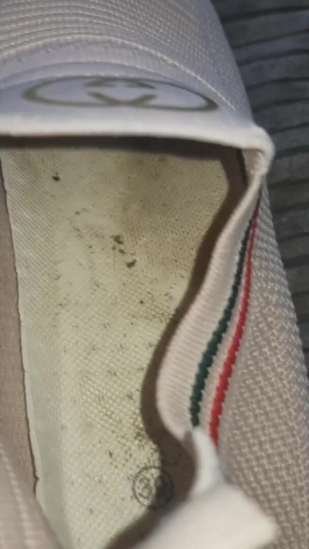 Simp to my ebony feet: come and look inside my dirty 3 days worn trainers