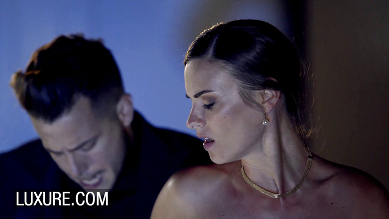 Luxure: दोस्त की आज्ञाकारी पत्नी के साथ गांड चुदाई