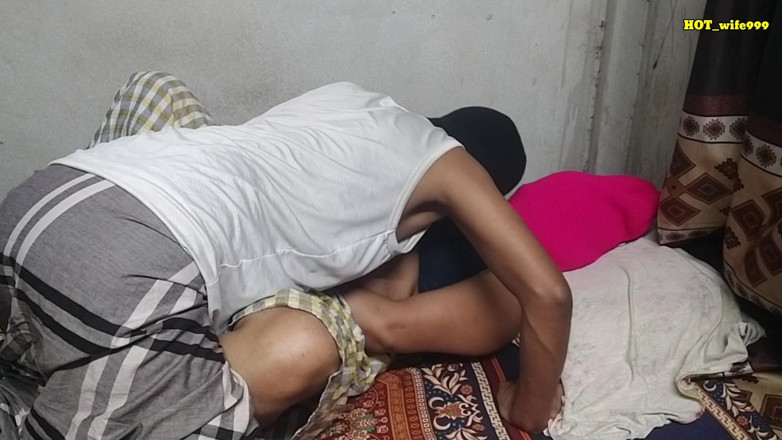 Hot_wife999: Indian Desi Village Bhabi Romance with Debar Bed Room