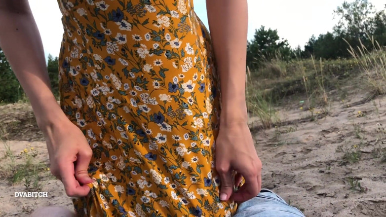 Dvabitch: Sucked dick at the outdoor beach