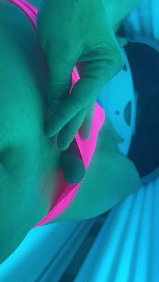 HotnHorny: Frecher spaß im sonnensalon