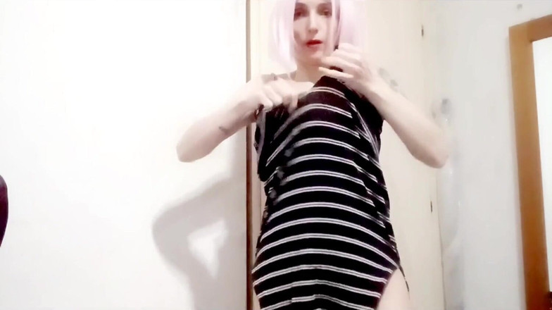 WhiteGoddessAlinaXXX: Strappando magliette novembre 2025