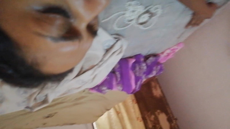 Tina Baby: Ich bin gerade nach Sri lanka gekommen, um meine Perants...