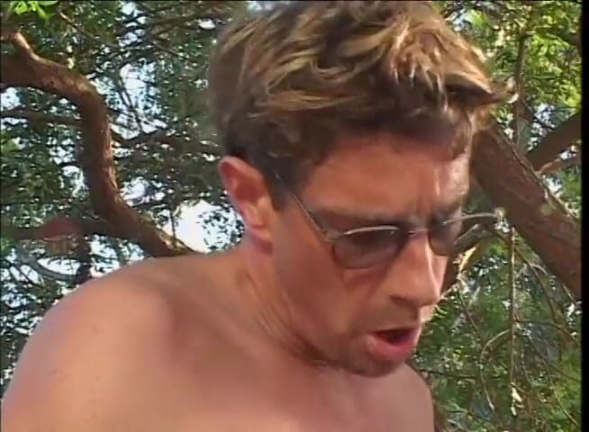 American Idol X: Sexy vintage hairy pussy fucking in the garden