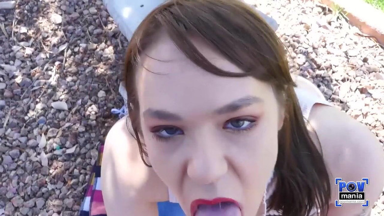 POV Mania: La marine Luna par la porte, POV, adoration des grosses...