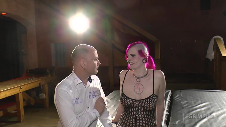 GangBang-Dream: Nasty-whore Laura in Creampie Gangbang