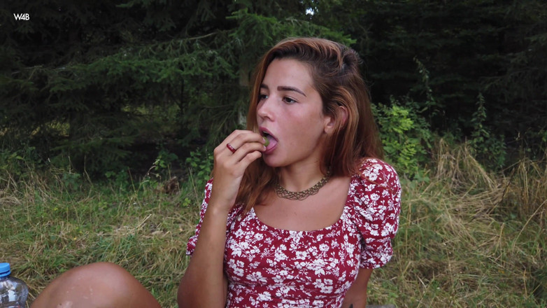 Watch4beauty: Forest Story with Agatha Vega