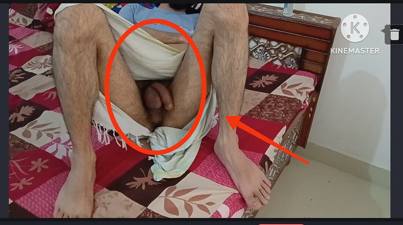 Desi__Panda: Wow primera vez que sostengo polla india en Lungi en...