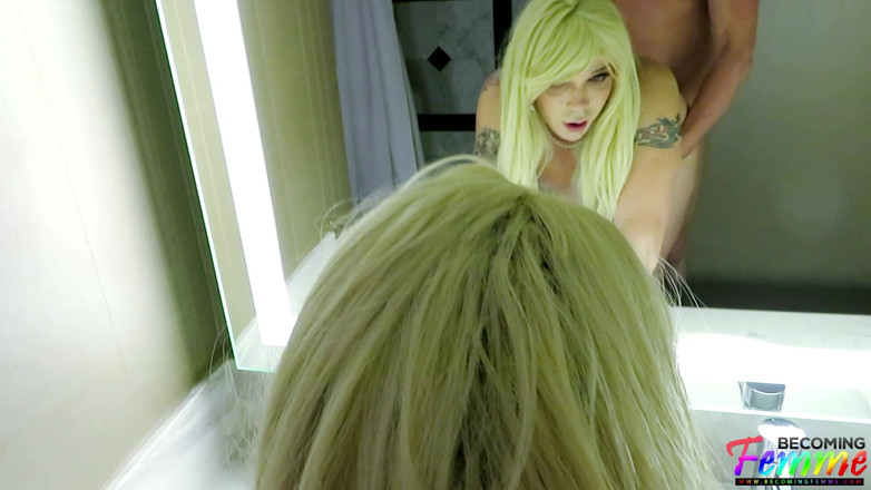 PORNSTARS BEHIND THE SCENES: Bts POV Sex with Khloe Cox