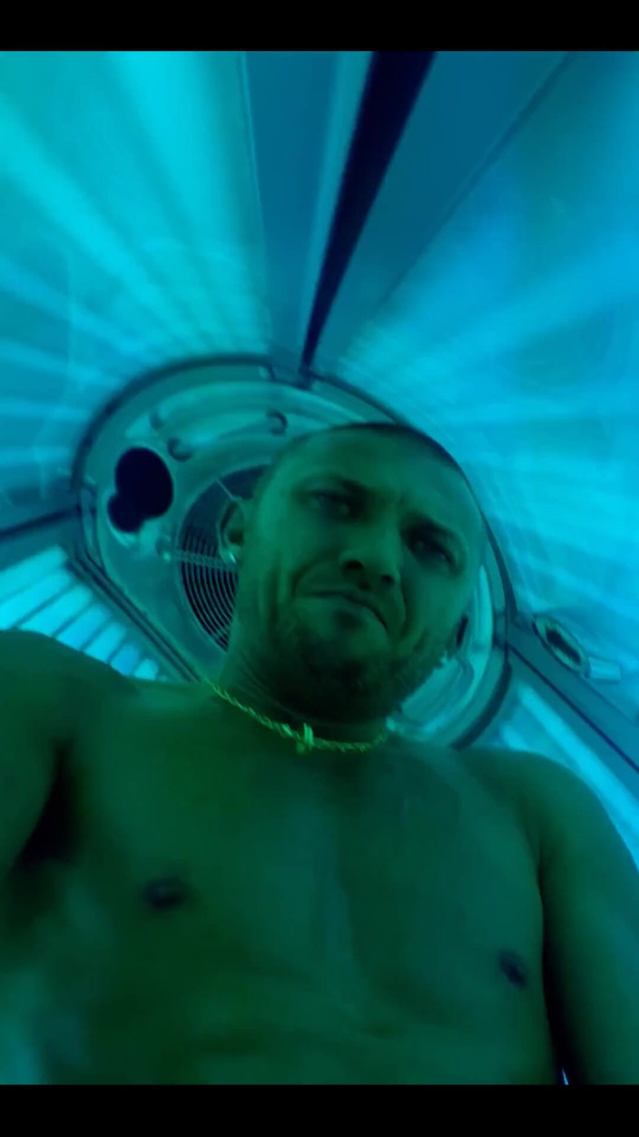 Boy jerking off: 我太饥渴了