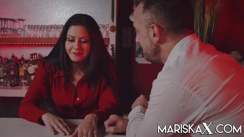 Mariska x: Mariska loves when her girlfriend Tina is fucked