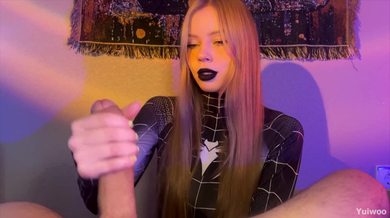 Yuiwoo: S velkým čůrákem přichází velká zodpovědnost