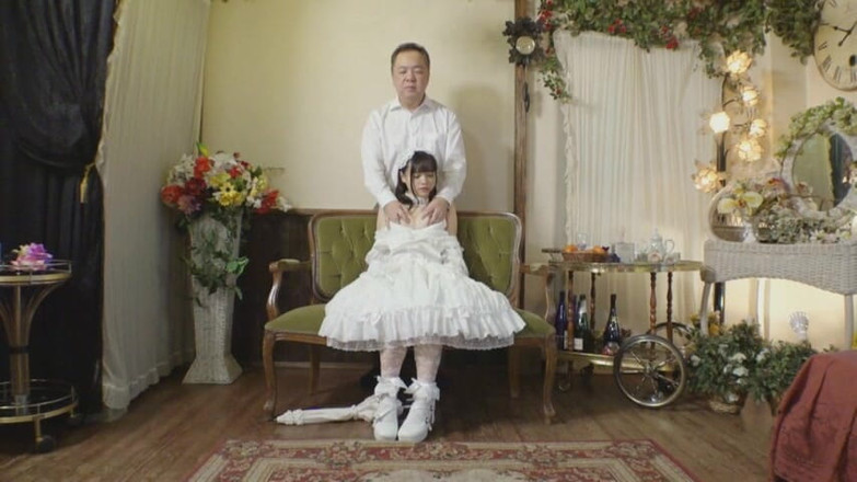 CherryBONBON: परिपक्व आदमी और अंधेरे में एक गॉथिक सुंदरी, आकर्षक मुठभेड़