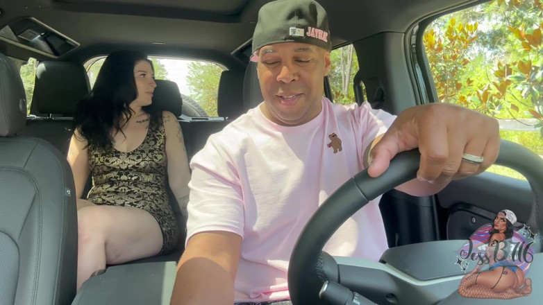 JessB716: Uber draivar jay Blak dhokhebaaj jessb ko uthaati hai aur...