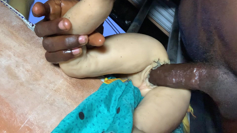 Bangcum8: 쪼이는 보지 달콤한 크림 따먹기