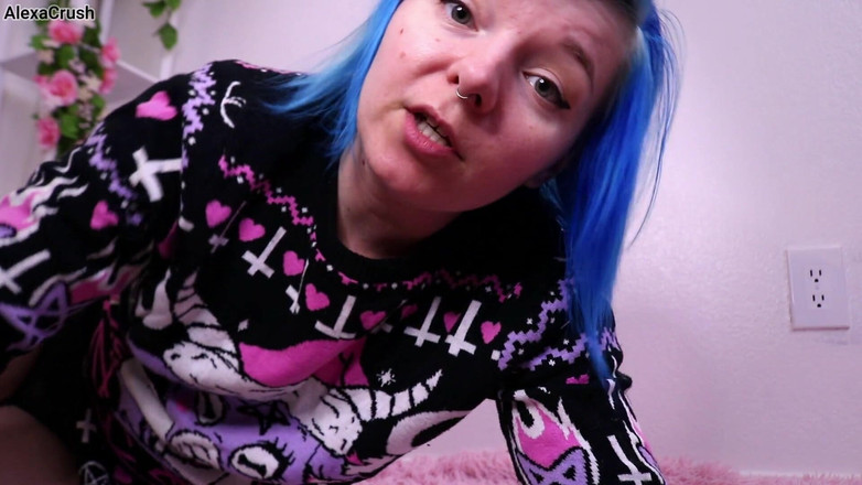 AlexaCrush: Iubita geloasă îți oferă un ajutor