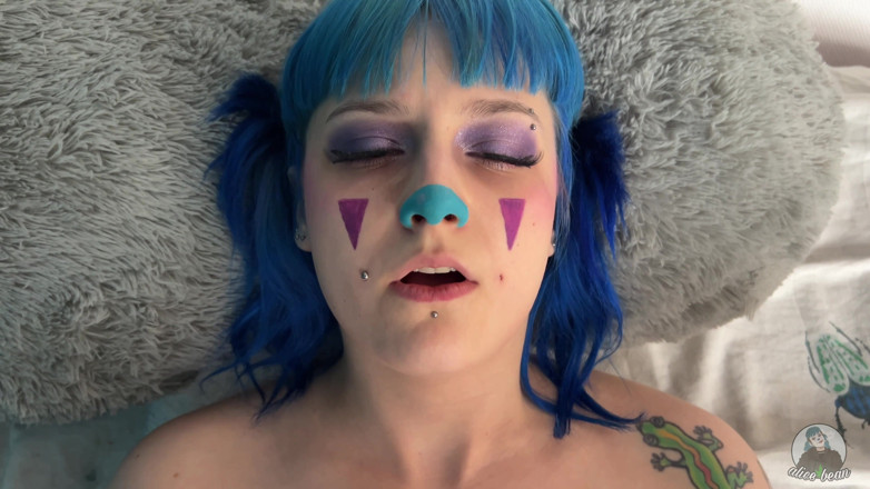 Alice Bean: Hermosa agonía follando