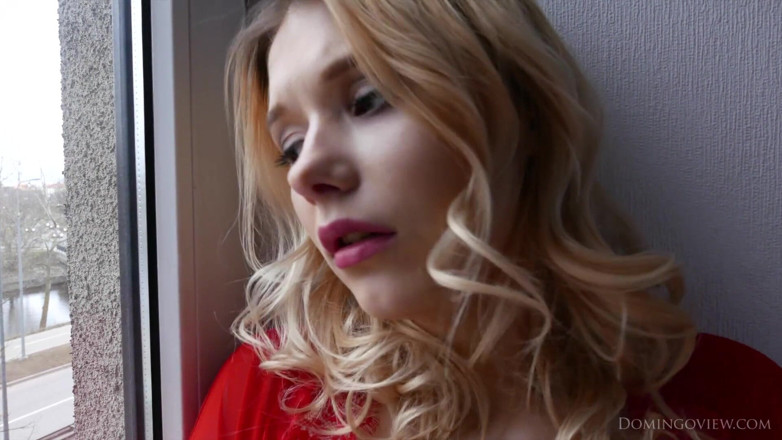 Domingo View: Stasey masturbates in my office
